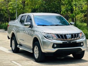 Xe Mitsubishi Triton 4x2 AT 2019