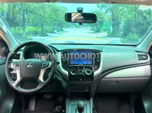 Xe Mitsubishi Triton 4x2 AT 2019