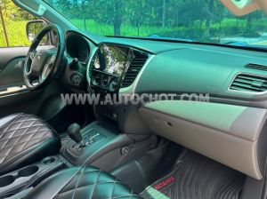 Xe Mitsubishi Triton 4x2 AT 2019