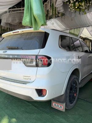 Xe Ford Everest Titanium Plus 2.0L 4x4 AT 2023