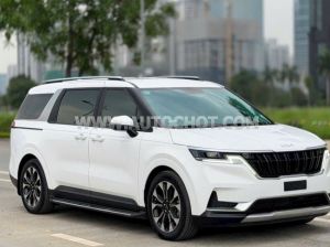 Xe Kia Carnival Luxury 2.2D 2024