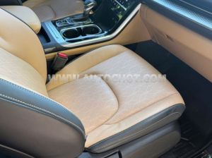 Xe Kia Carnival Luxury 2.2D 2024