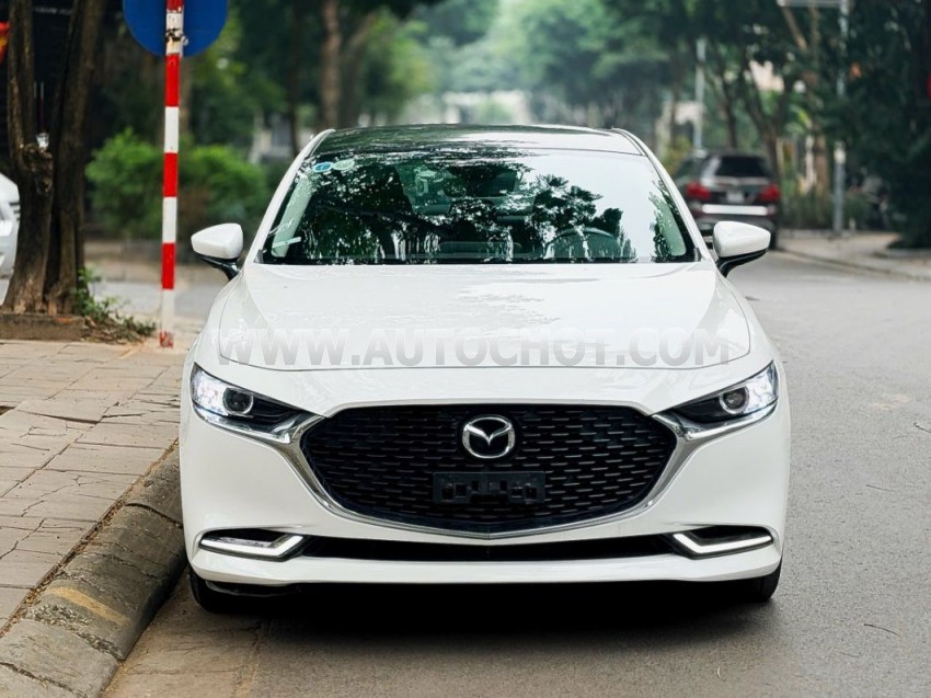 Mazda 3 1.5L Luxury 2022