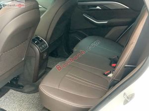 Xe VinFast Lux SA 2.0 Base 2.0 AT 2021