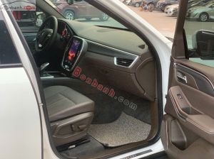 Xe VinFast Lux SA 2.0 Base 2.0 AT 2021