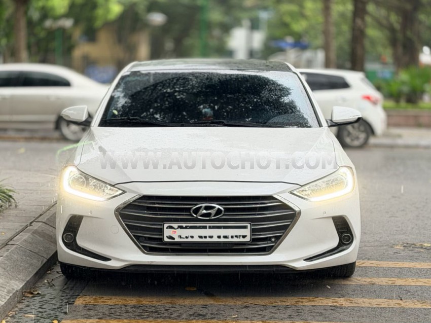 Hyundai Elantra 2.0 AT 2017
