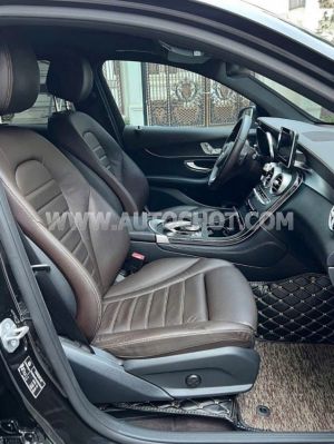 Xe Mercedes Benz GLC 300 4Matic 2018