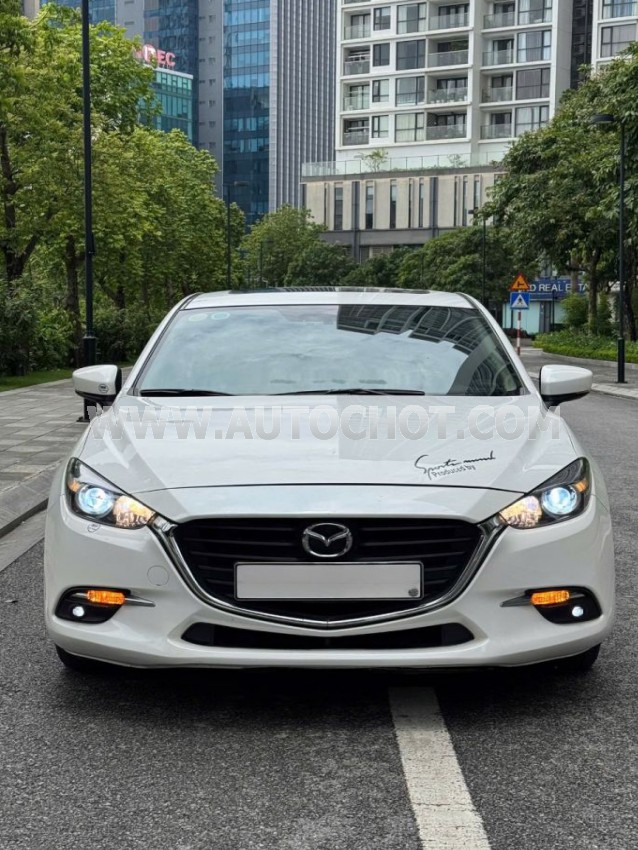 Mazda 3 1.5 AT 2018