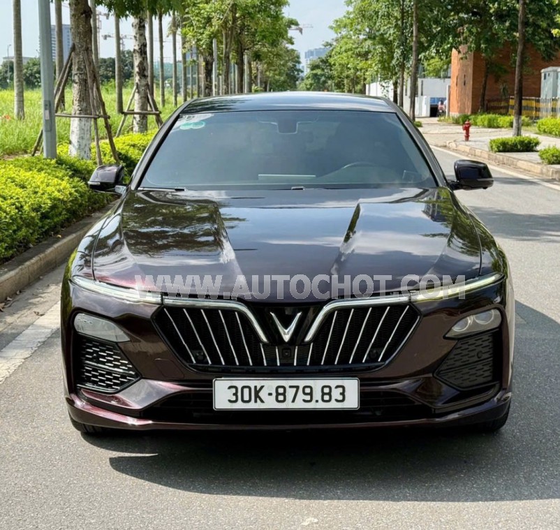 VinFast Lux A 2.0 Base 2.0 AT 2019