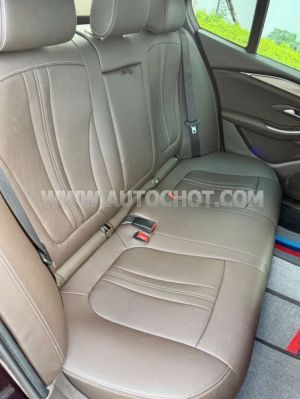 Xe VinFast Lux A 2.0 Base 2.0 AT 2019