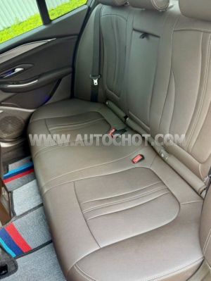 Xe VinFast Lux A 2.0 Base 2.0 AT 2019