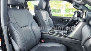 Xe Lexus LX 600 Urban 2023