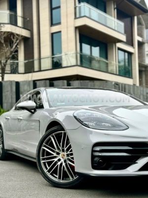 Xe Porsche Panamera 3.0 V6 2017
