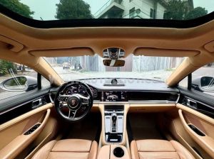 Xe Porsche Panamera 3.0 V6 2017