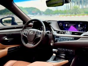 Xe Lexus ES 250 2019