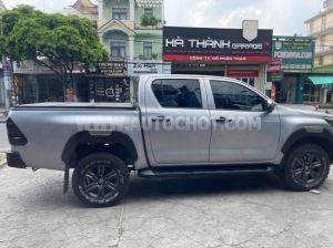 Xe Toyota Hilux 2.4L 4x2 AT 2021