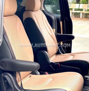 Xe Kia Carnival Luxury 2.2D 2022