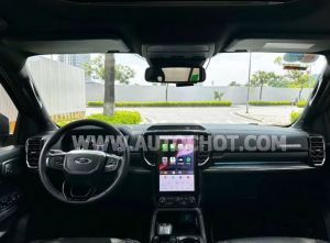 Xe Ford Everest Platinum 2.0L 4x4 AT 2025