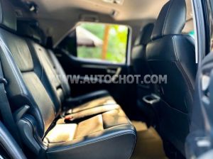 Xe Toyota Fortuner 2.4G 4x2 AT 2020