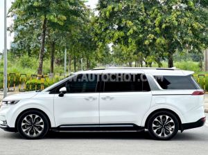 Xe Kia Carnival Signature 2.2D 2021