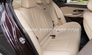 Xe VinFast Lux A 2.0 Premium 2.0 AT 2021