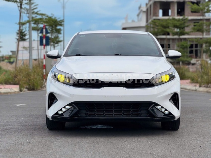 Kia K3 Luxury 1.6 AT 2024