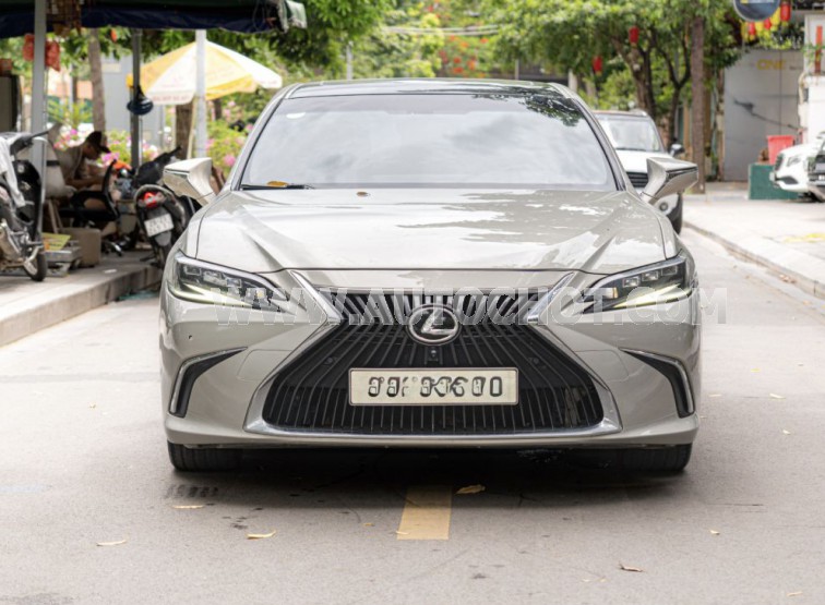 Lexus ES 250 2018