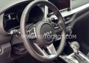 Xe Kia K3 Premium 2.0 AT 2025