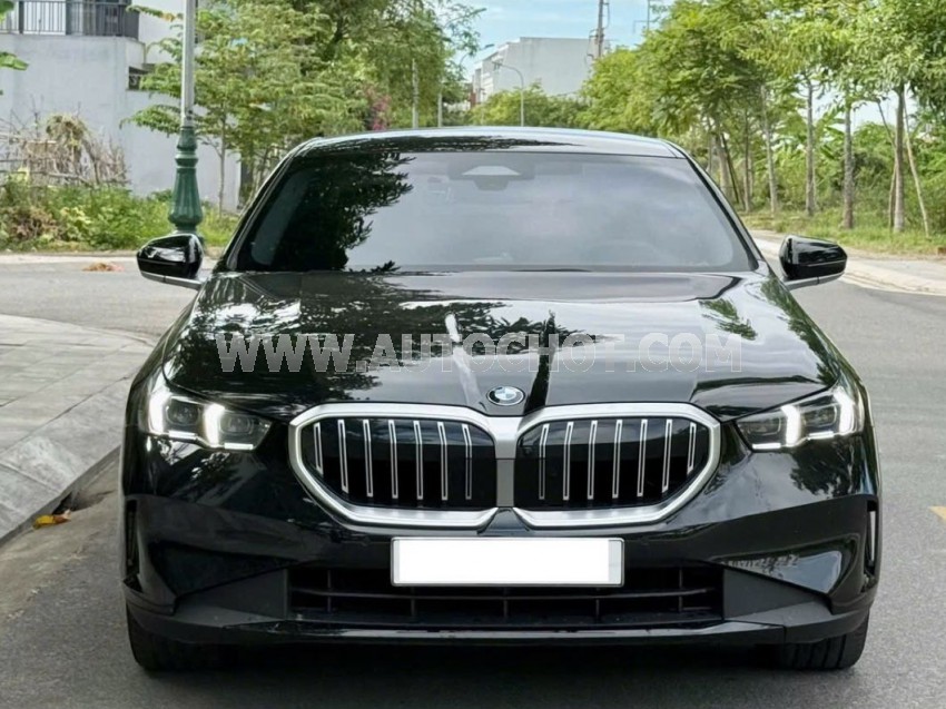 BMW 5 Series 520i Premium 2025