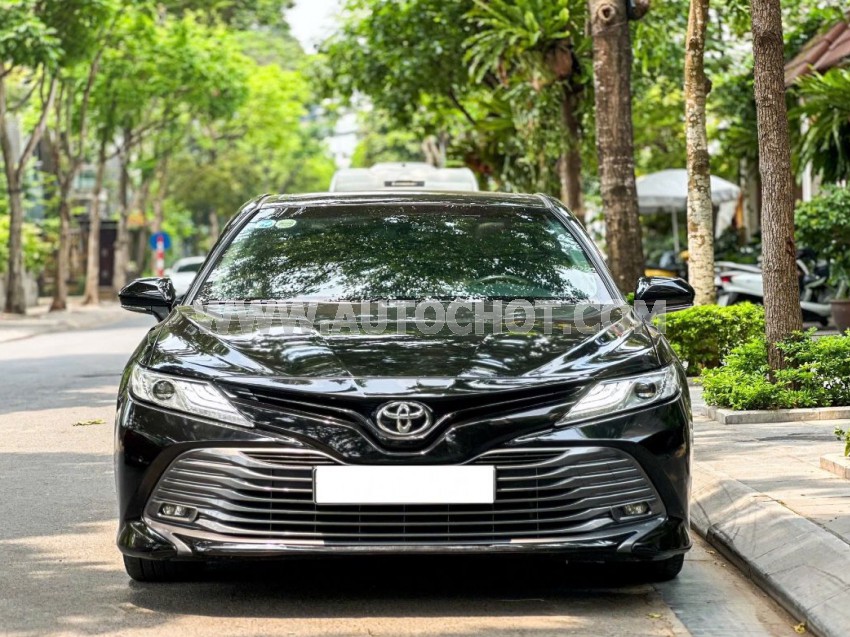Toyota Camry 2.5Q 2020