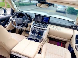 Xe Toyota Land Cruiser 3.5 V6 2022