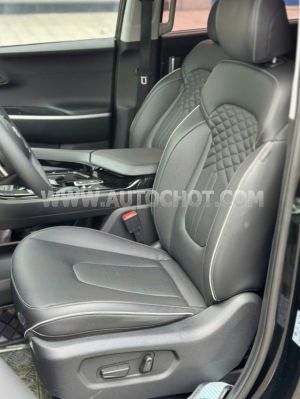 Xe Hyundai Custin Cao Cấp 2.0T 2023