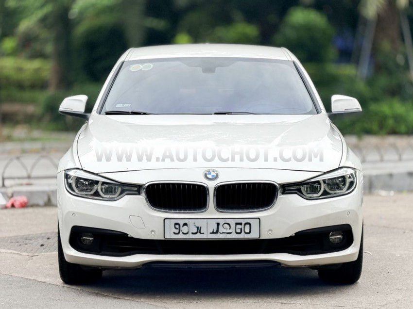 BMW 3 Series 320i 2018