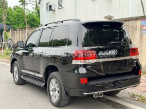 Xe Toyota Land Cruiser VX 4.6 V8 2016