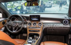 Xe Mercedes Benz GLC 250 4Matic 2017