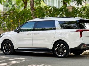 Xe Kia Carnival Signature 2.2D 2025