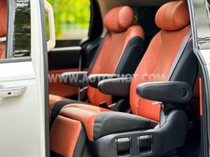Xe Kia Carnival Signature 2.2D 2025