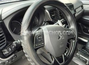 Xe Mitsubishi Outlander 2.0 CVT Premium 2020