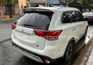 Xe Mitsubishi Outlander 2.0 CVT Premium 2020