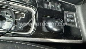 Xe Mitsubishi Outlander 2.0 CVT Premium 2020