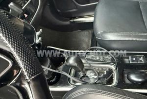 Xe Mitsubishi Outlander 2.0 CVT Premium 2020