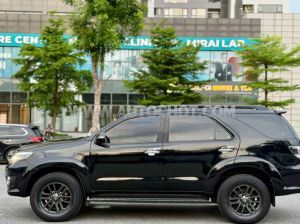Xe Toyota Fortuner 2.7V 4x2 AT 2015
