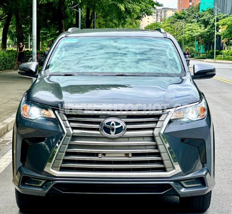 Toyota Fortuner 2.7V 4x2 AT 2019