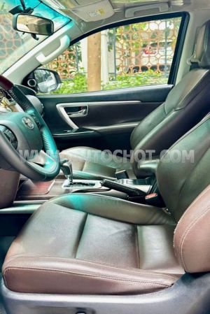 Xe Toyota Fortuner 2.7V 4x2 AT 2019