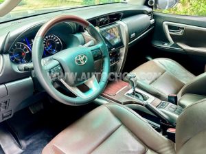 Xe Toyota Fortuner 2.7V 4x2 AT 2019