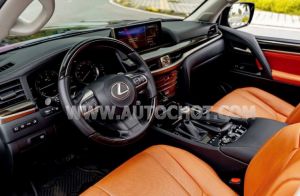 Xe Lexus LX 570 2021