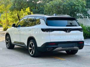 Xe VinFast Lux SA 2.0 Base 2.0 AT 2021