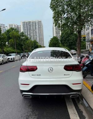 Xe Mercedes Benz GLC 300 4Matic Coupe 2021