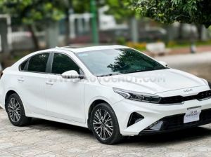 Xe Kia K3 Premium 2.0 AT 2025