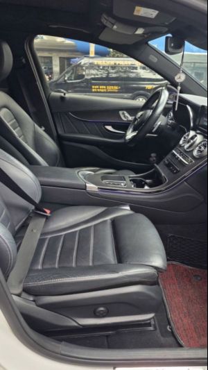 Xe Mercedes Benz GLC 300 4Matic 2019